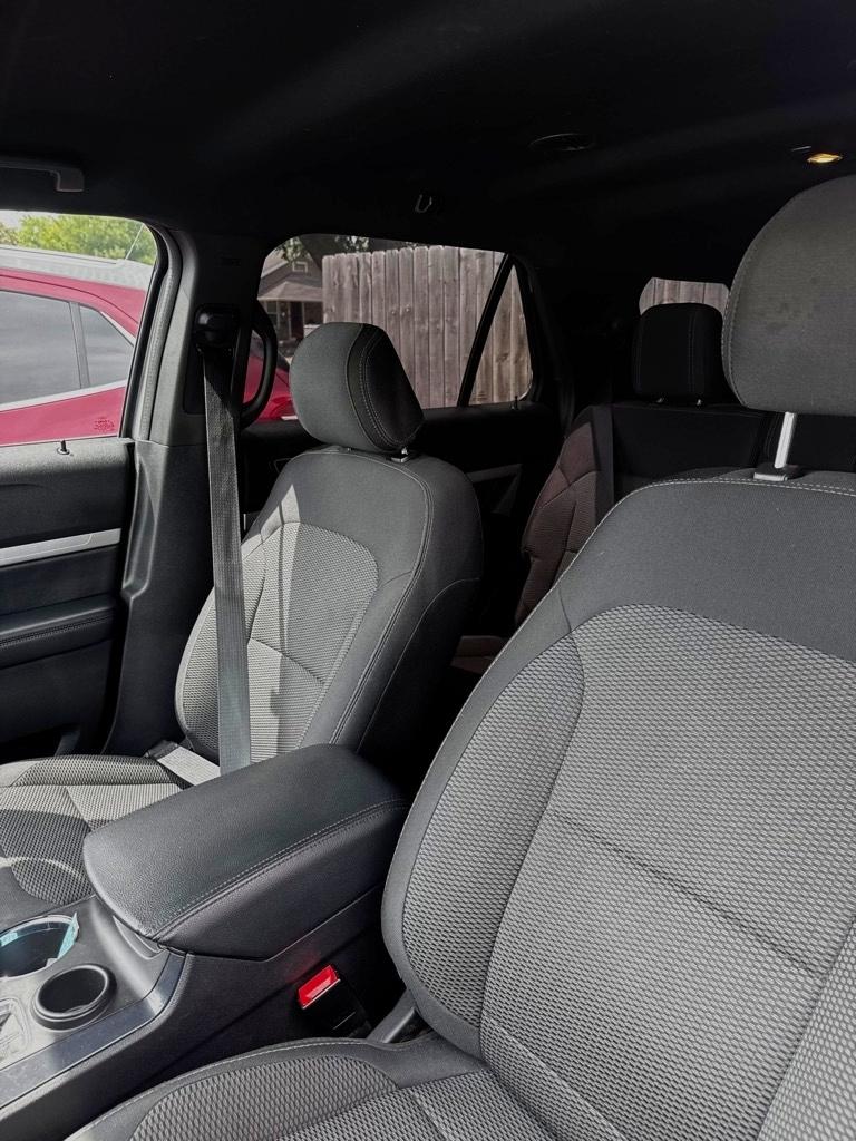 Ford Explorer XLT FWD 2017