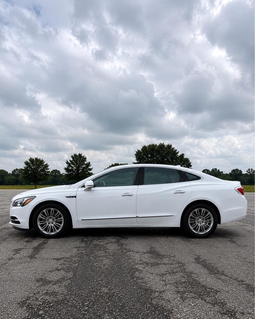 Buick LaCrosse Hybrid Essence 2018