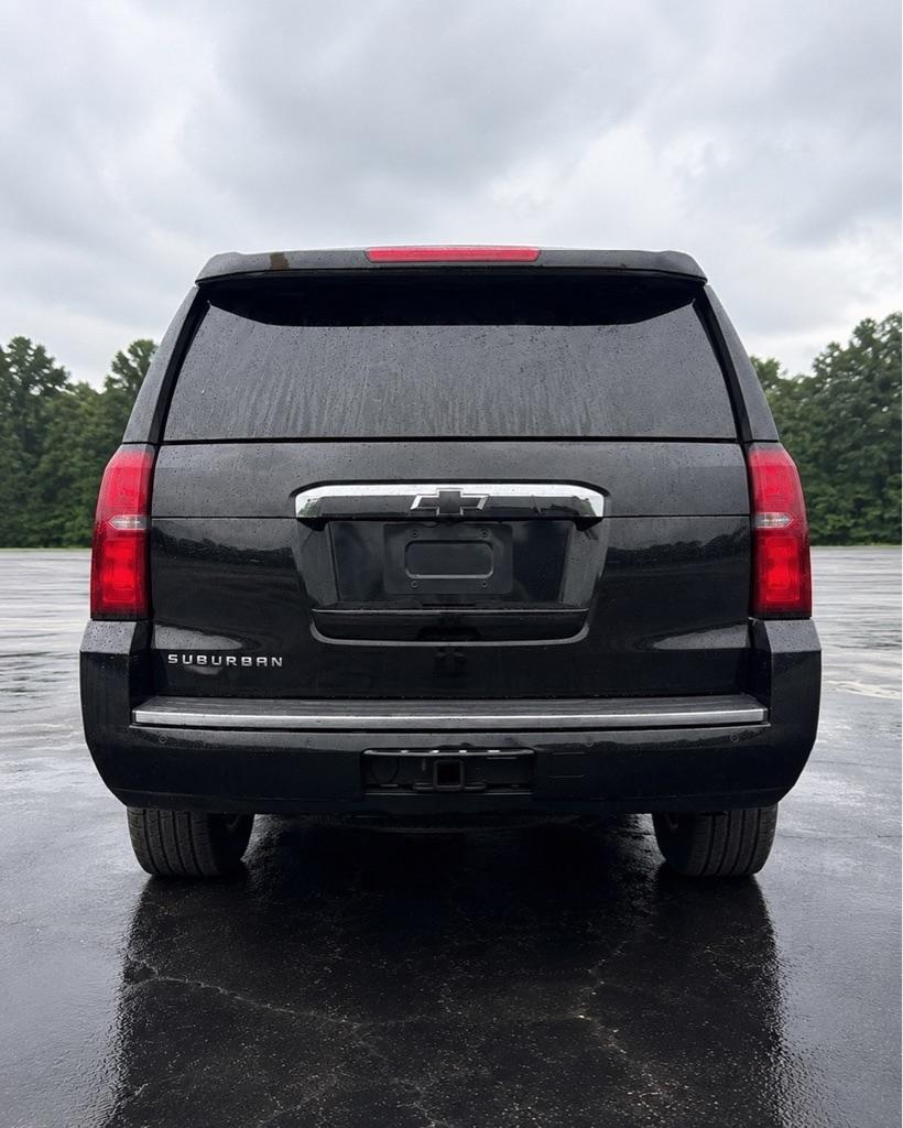 Chevrolet Suburban LT 4WD 2018