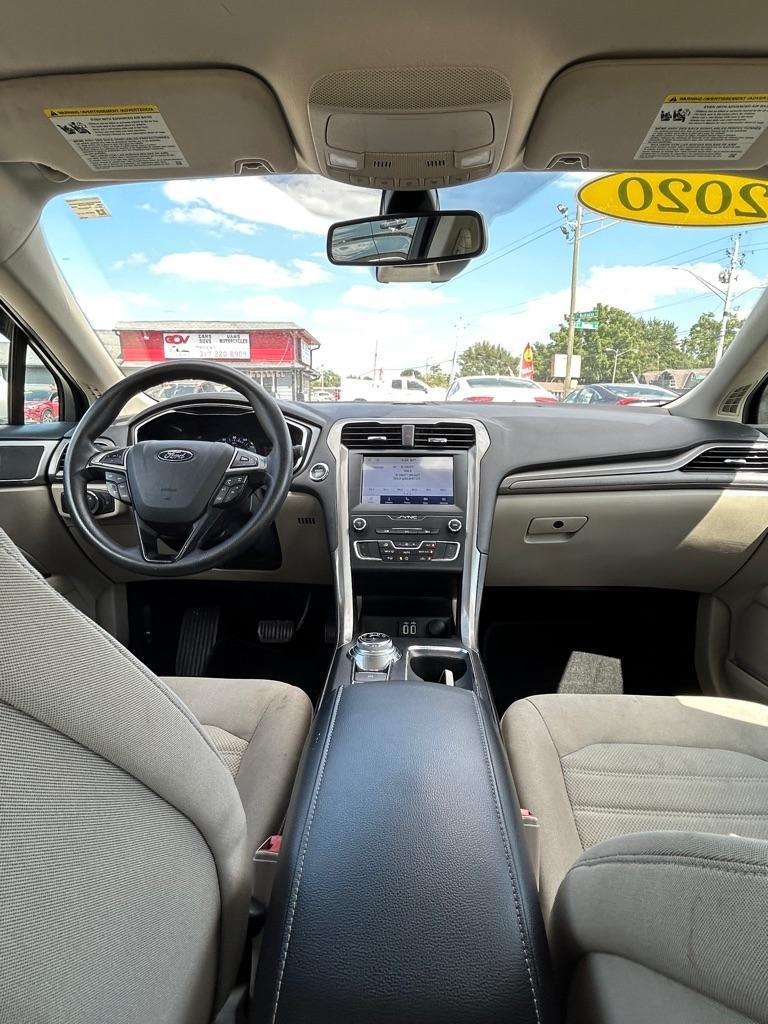Ford Fusion SE 2020
