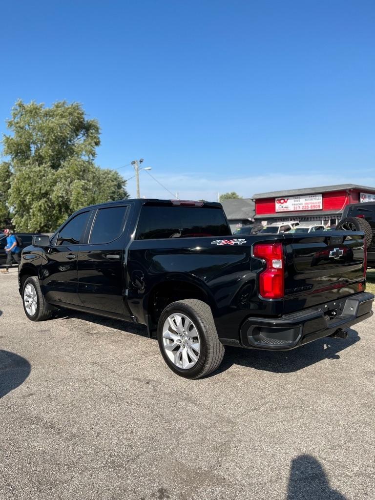 Chevrolet Silverado 1500 Custom Crew Cab Long Box 4WD 2021
