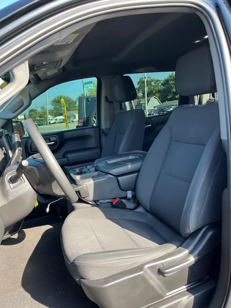 Chevrolet Silverado 1500 Custom Crew Cab Long Box 4WD 2021
