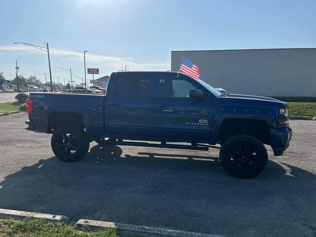 Chevrolet Silverado 1500 LT Crew Cab 4WD 2017