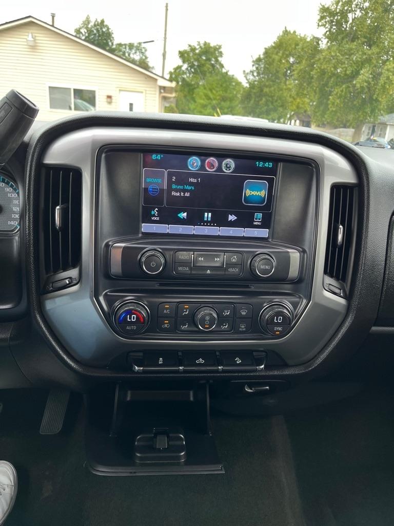 Chevrolet Silverado 1500 LT Crew Cab 4WD 2015