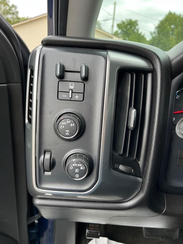 Chevrolet Silverado 1500 LT Crew Cab 4WD 2015