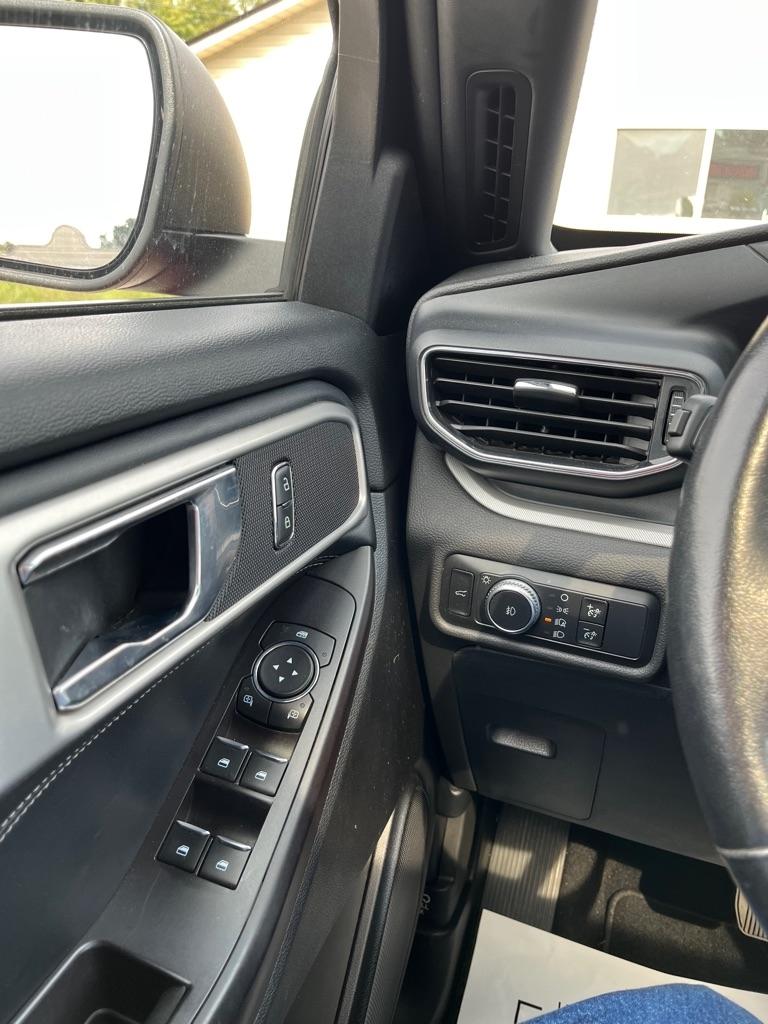 Ford Explorer XLT AWD 2020
