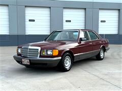 1984 Mercedes-Benz 380  1984 Mercedes-Benz 380