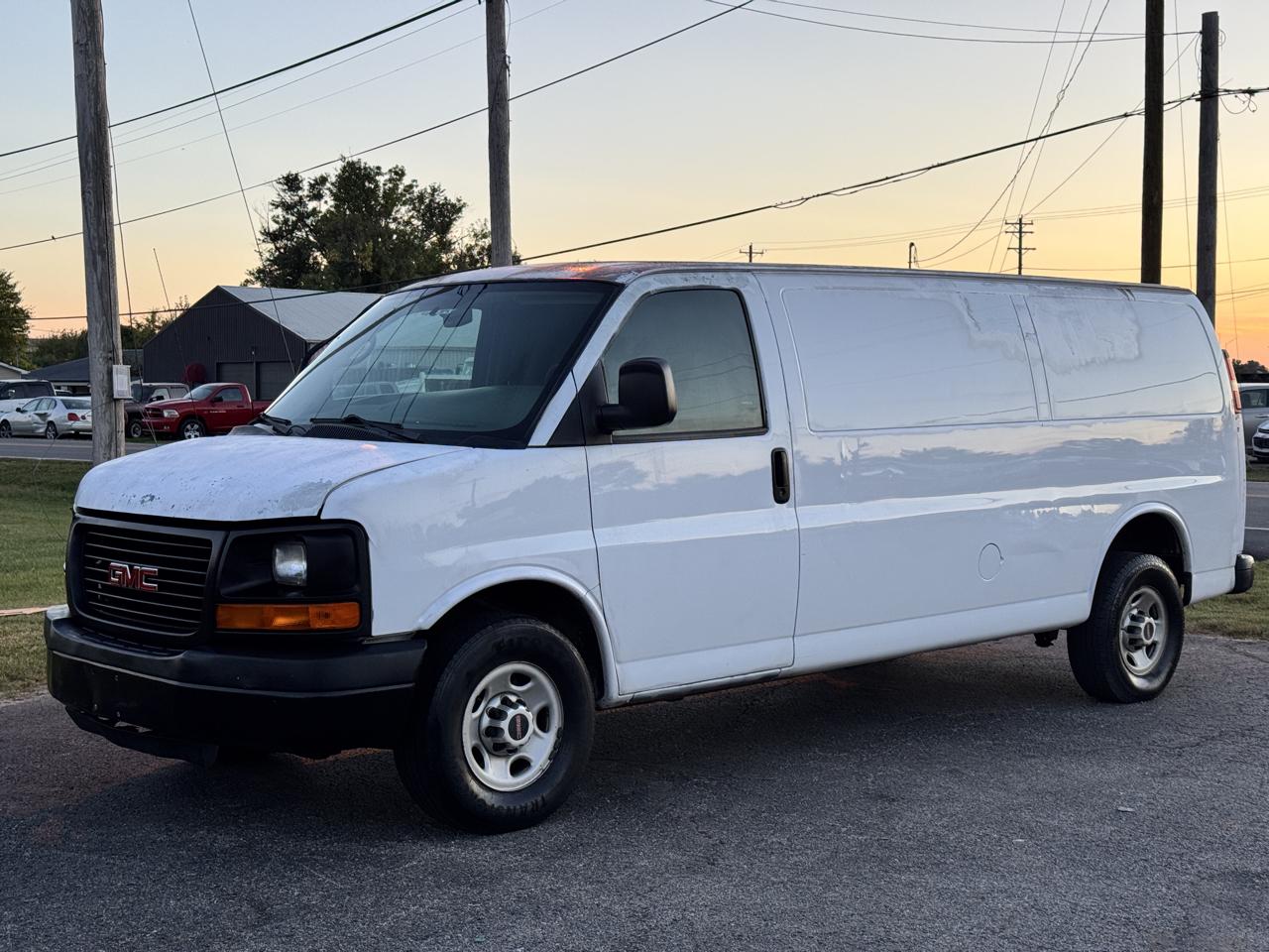 2014 GMC Savana G3500 Extended Cargo