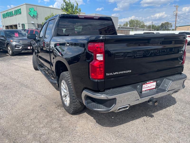 Chevrolet Silverado 1500 LT Crew Cab 4WD 2021