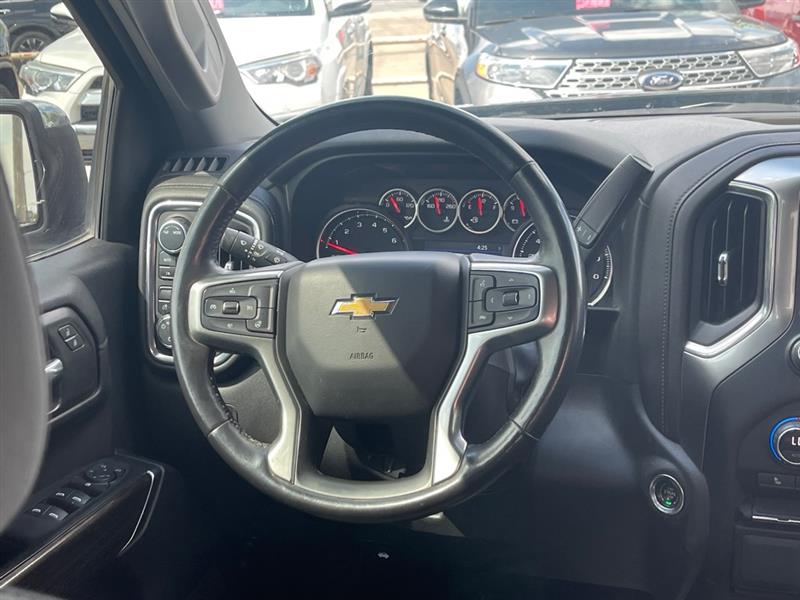 Chevrolet Silverado 1500 LT Crew Cab 4WD 2021