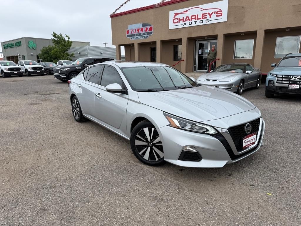 2022 Nissan Altima 2.5 SV Sedan