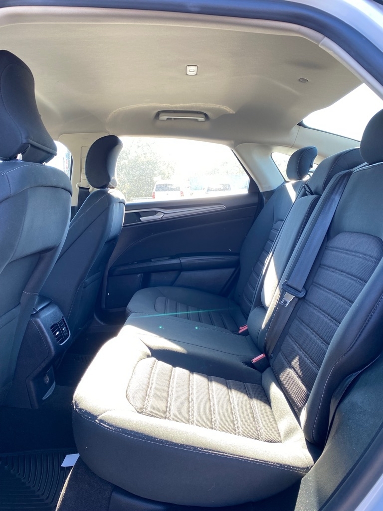 Ford Fusion Hybrid SE 2019