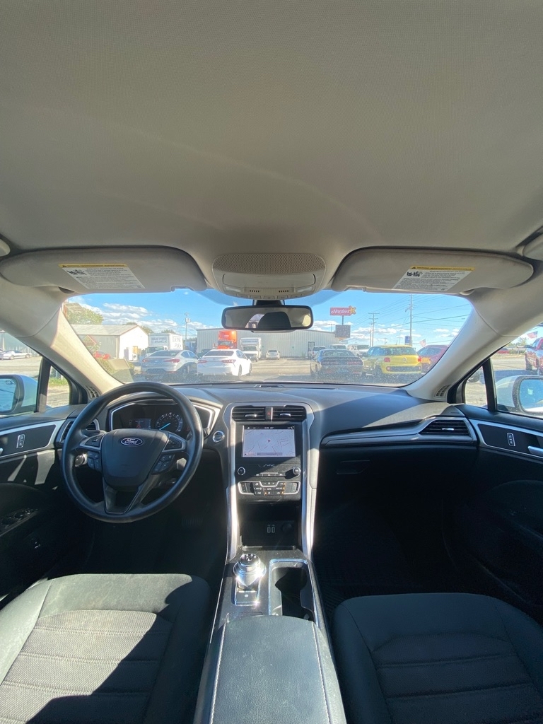 Ford Fusion Hybrid SE 2019