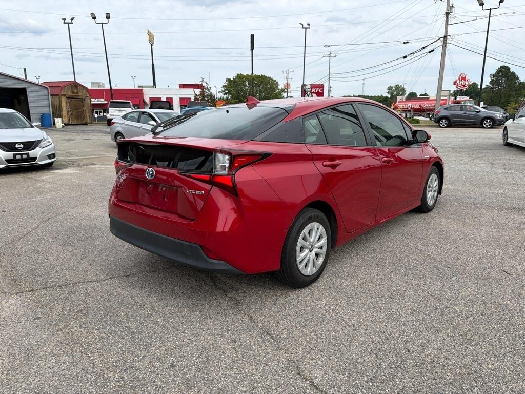 Toyota Prius L Eco (Natl) 2019