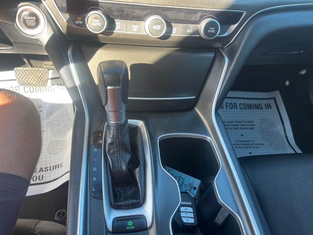 Honda Accord Sedan LX 1.5T CVT 2022