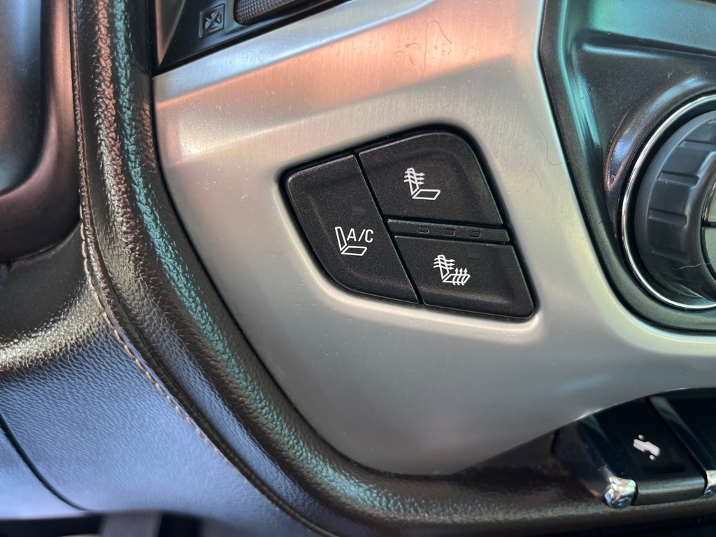 GMC Sierra 1500 4WD Crew Cab 143.5" SLT 2014