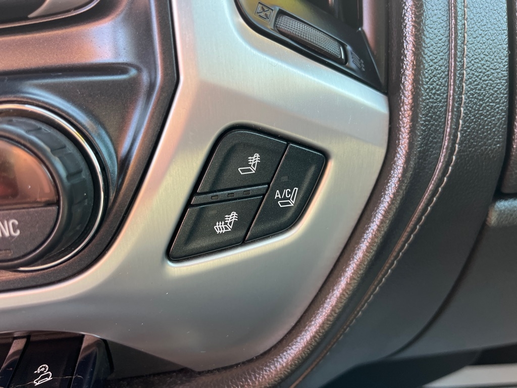 GMC Sierra 1500 4WD Crew Cab 143.5" SLT 2014