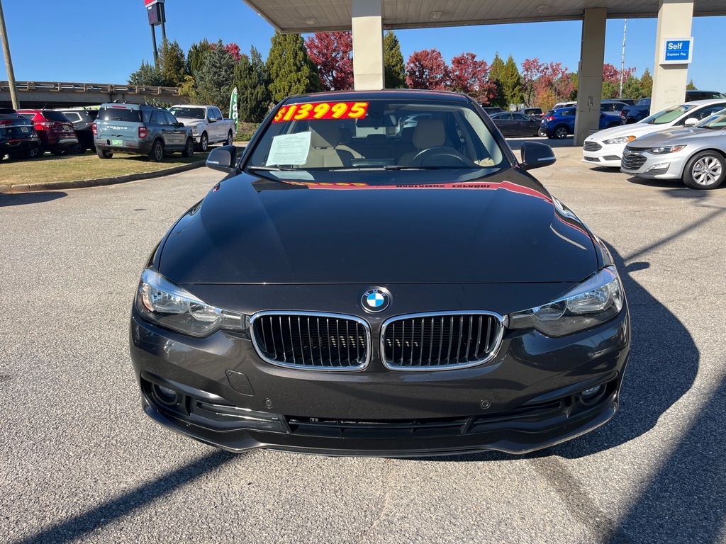 BMW 3 Series 4dr Sdn 320i RWD 2016