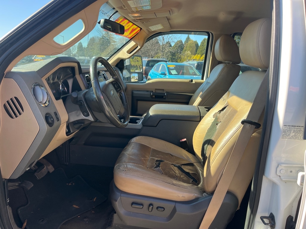 Ford Super Duty F-350 SRW 2WD Crew Cab 156" XL 2011