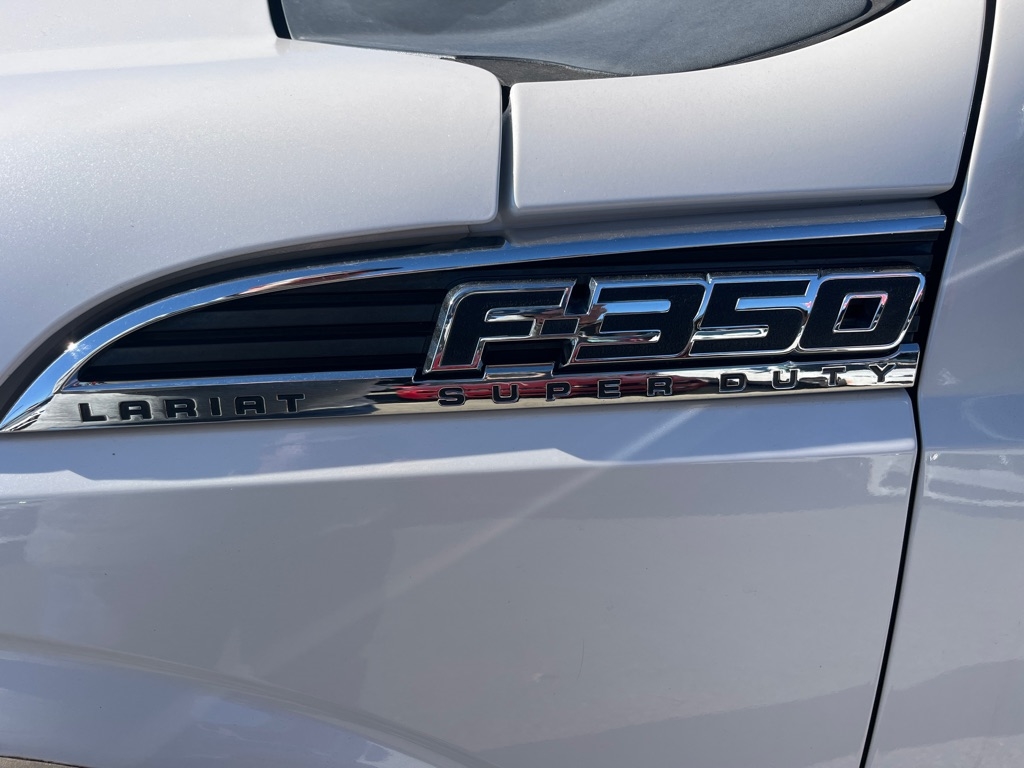 Ford Super Duty F-350 SRW 2WD Crew Cab 156" XL 2011