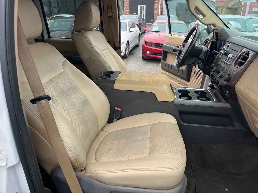 Ford Super Duty F-350 SRW 2WD Crew Cab 156" XL 2011