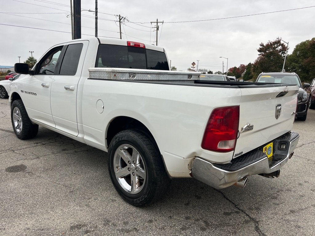 Dodge 1500 4WD Quad Cab 140.5" Big Horn 2012