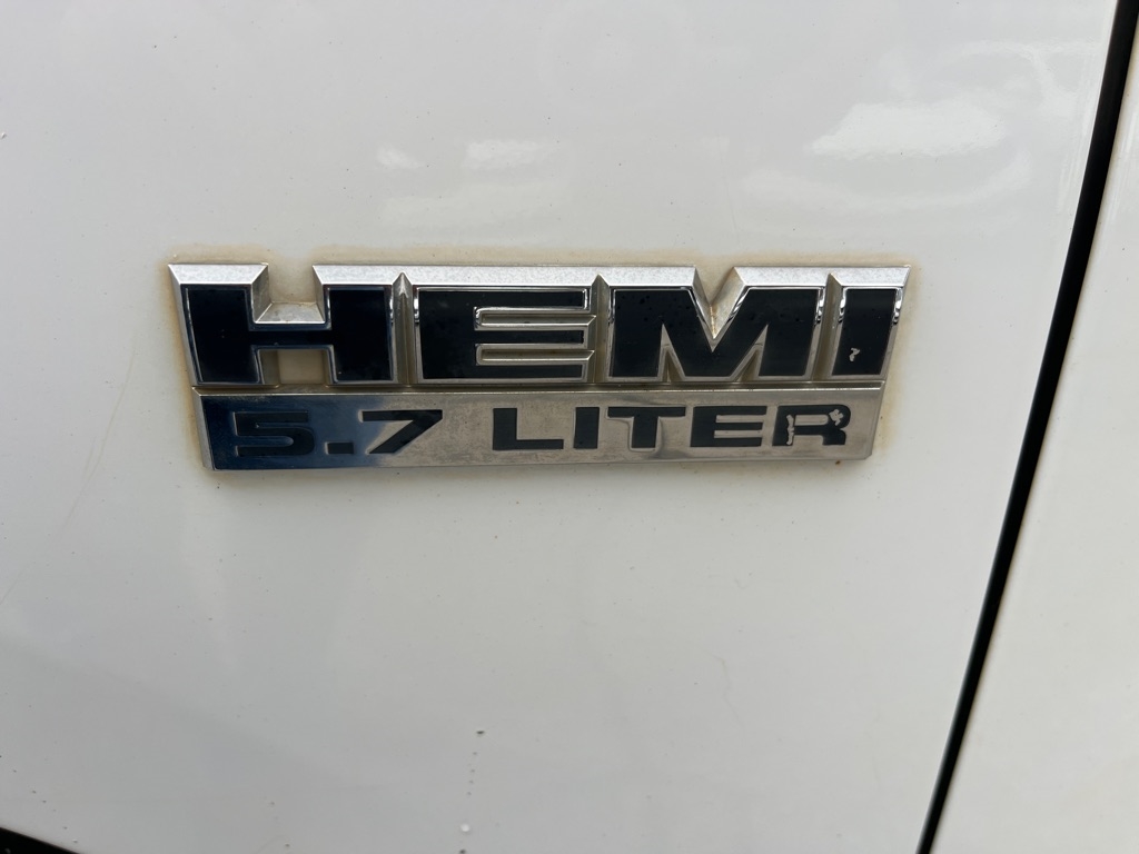 Dodge 1500 4WD Quad Cab 140.5" Big Horn 2012