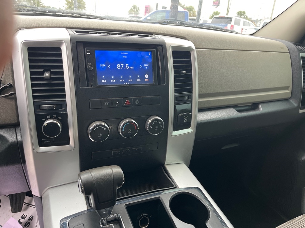 Dodge 1500 4WD Quad Cab 140.5" Big Horn 2012