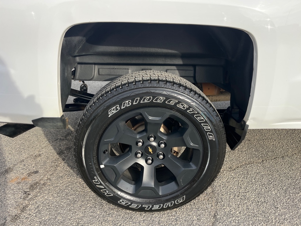 Chevrolet Silverado 1500 4WD Double Cab 143.5" LS 2018