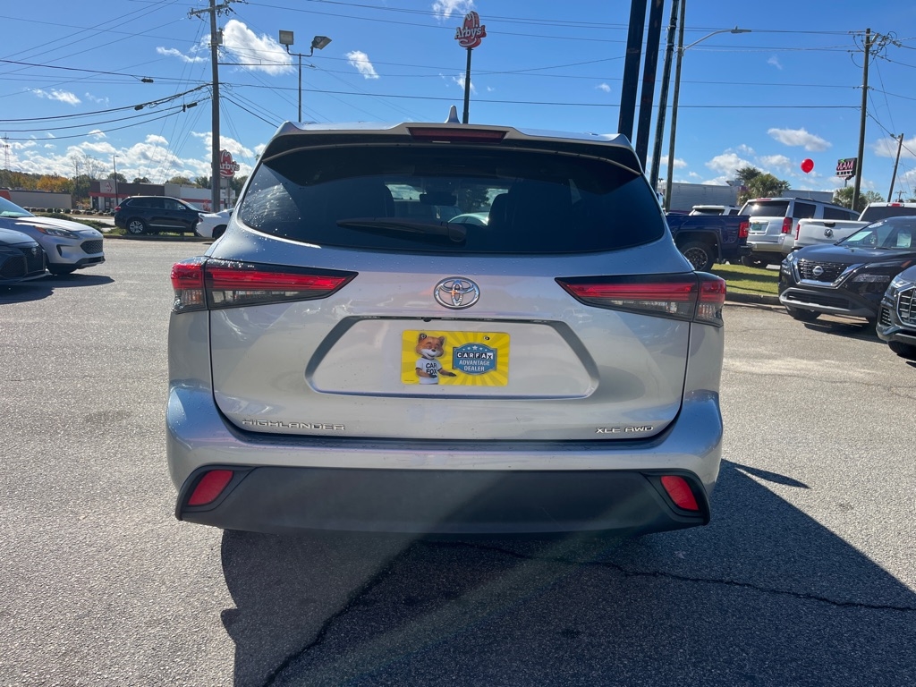 Toyota Highlander XLE AWD (Natl) 2021