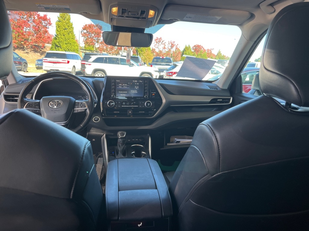 Toyota Highlander XLE AWD (Natl) 2021