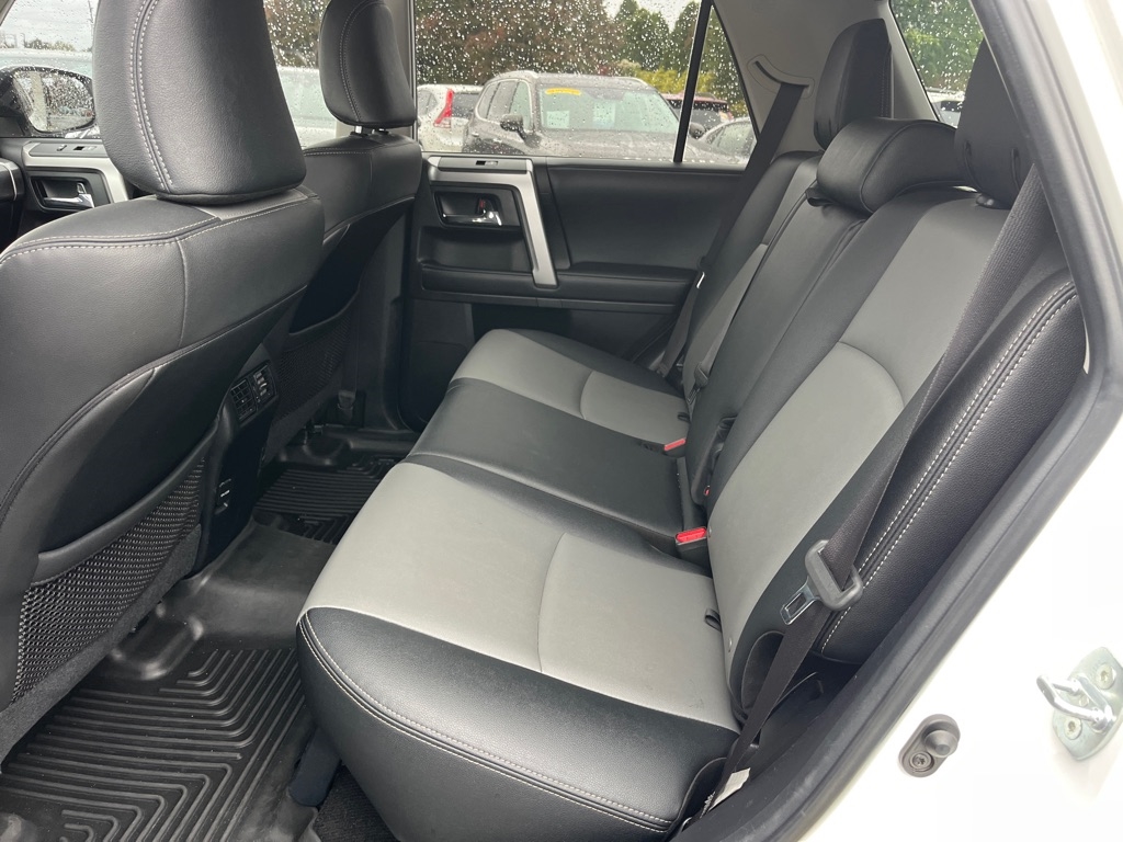 Toyota 4Runner TRD Off Road Premium 4WD (Natl) 2019