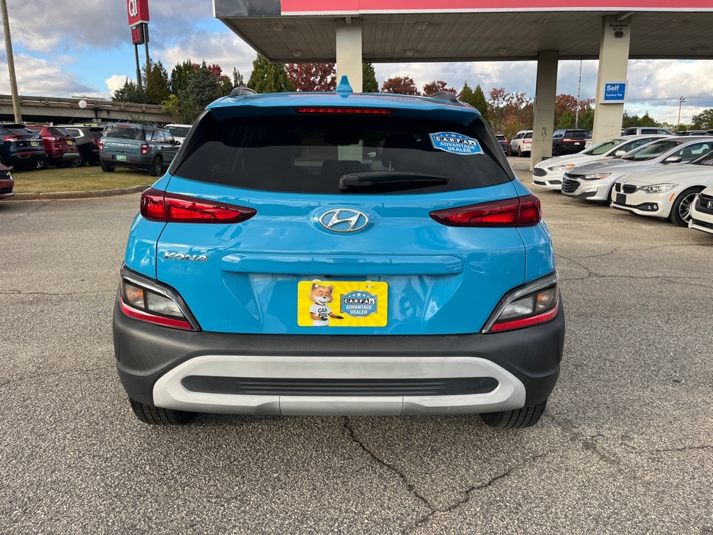 Hyundai Kona SEL Auto FWD 2022
