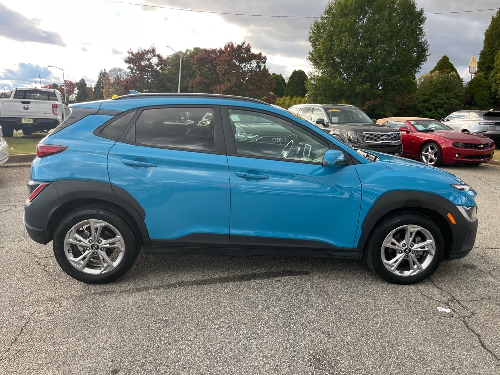 Hyundai Kona SEL Auto FWD 2022