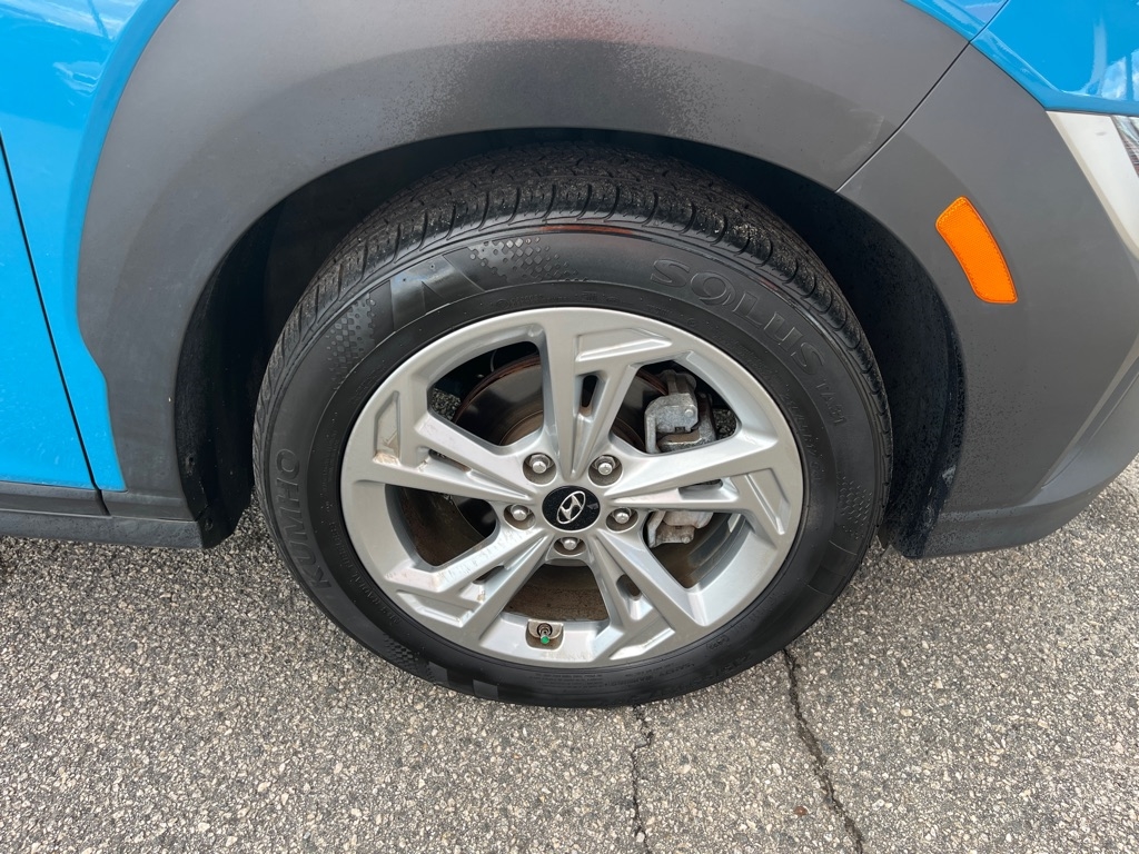 Hyundai Kona SEL Auto FWD 2022