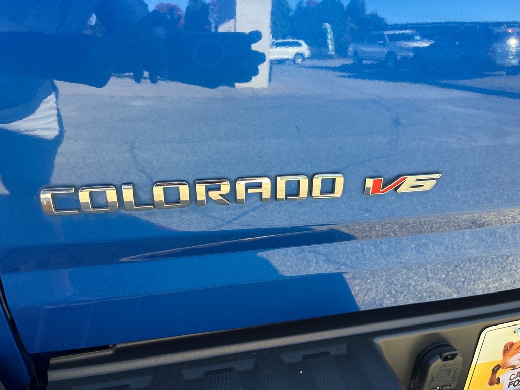 Chevrolet Colorado 4WD Crew Cab 140.5" LT 2018