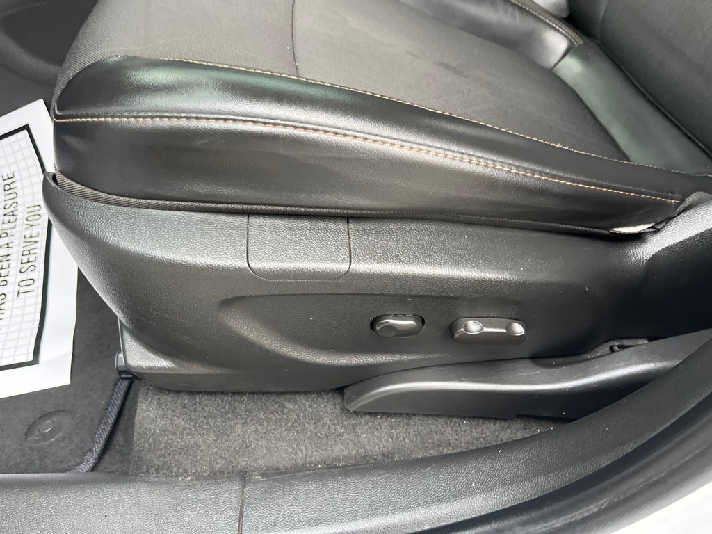 Chevrolet Trax FWD 4dr LT 2021