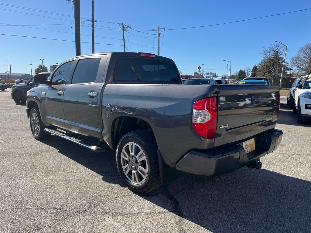 Toyota Tundra 4WD Platinum CrewMax 5.5' Bed 5.7L FFV (Natl) 2017
