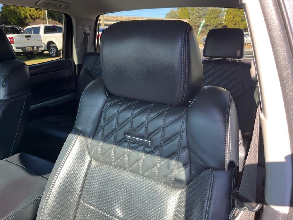 Toyota Tundra 4WD Platinum CrewMax 5.5' Bed 5.7L FFV (Natl) 2017