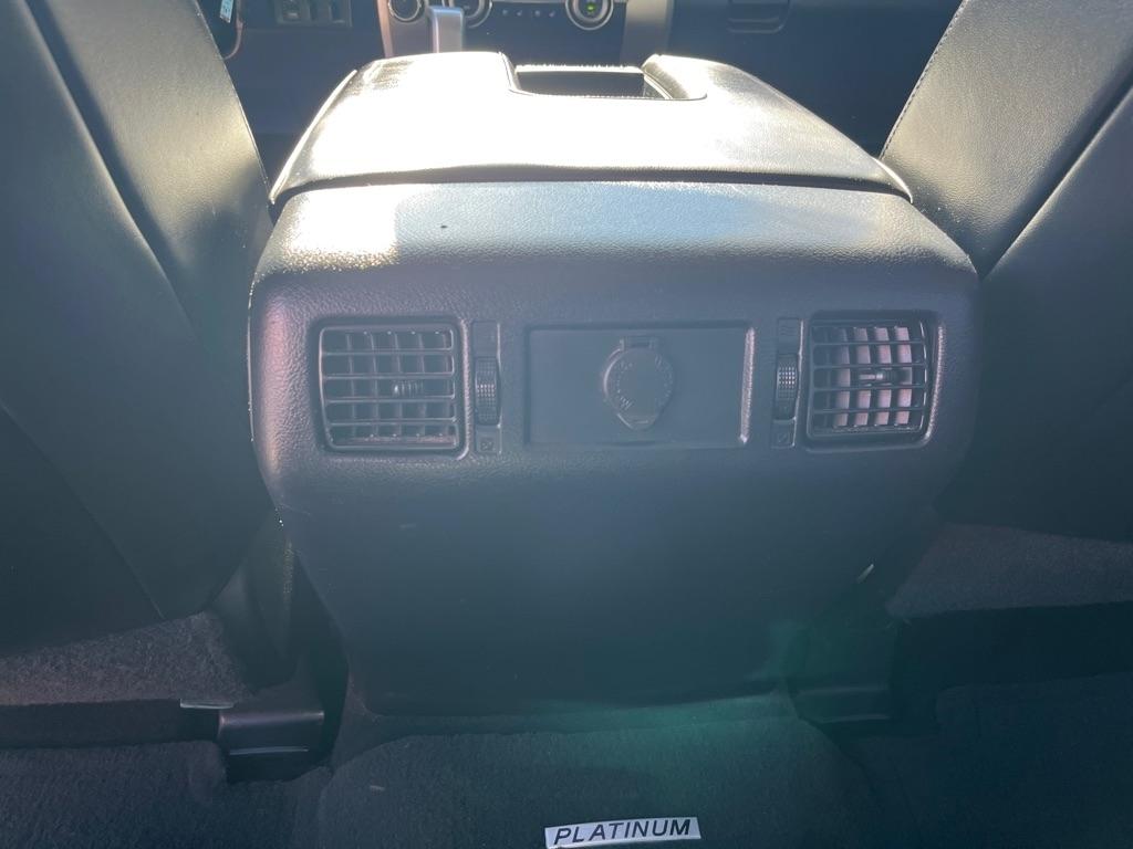 Toyota Tundra 4WD Platinum CrewMax 5.5' Bed 5.7L FFV (Natl) 2017