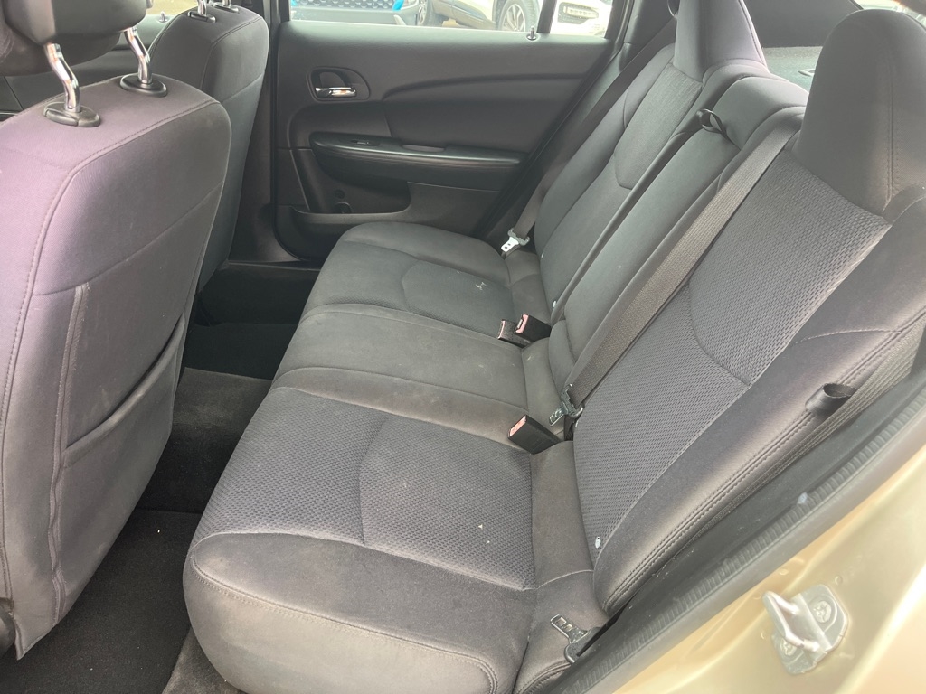 Chrysler 200 4dr Sdn LX 2014