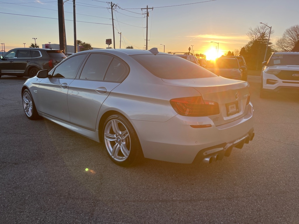 BMW 5 Series 4dr Sdn 535i RWD 2015