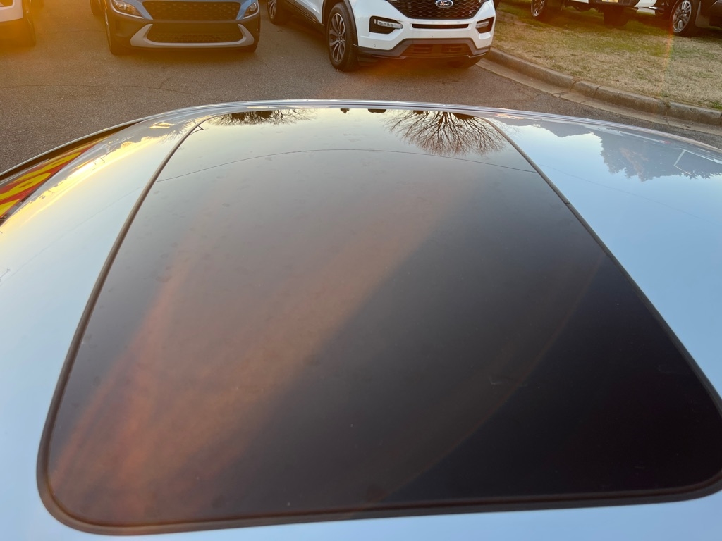 BMW 5 Series 4dr Sdn 535i RWD 2015