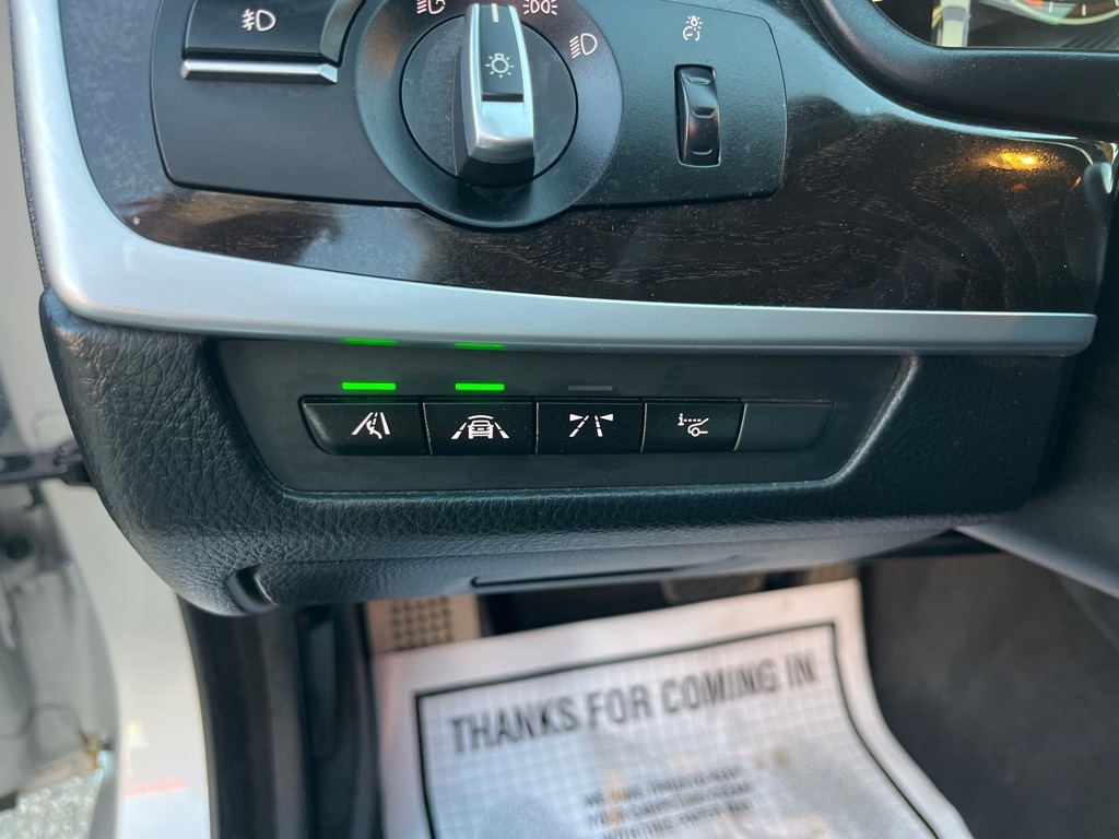 BMW 5 Series 4dr Sdn 535i RWD 2015