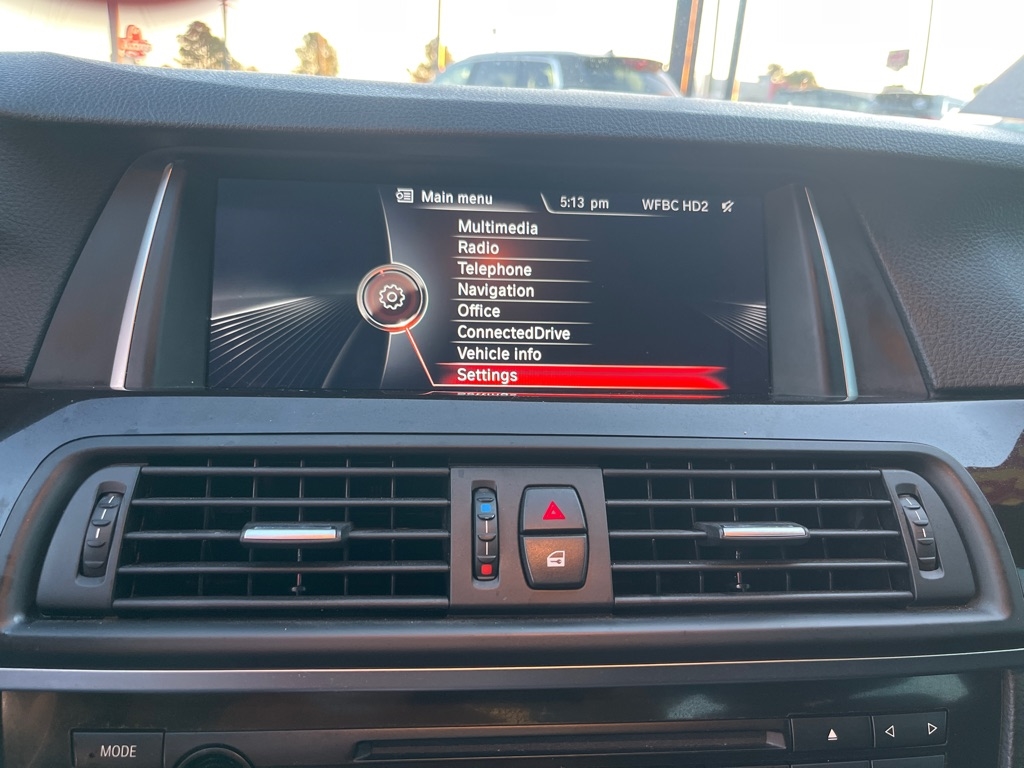 BMW 5 Series 4dr Sdn 535i RWD 2015