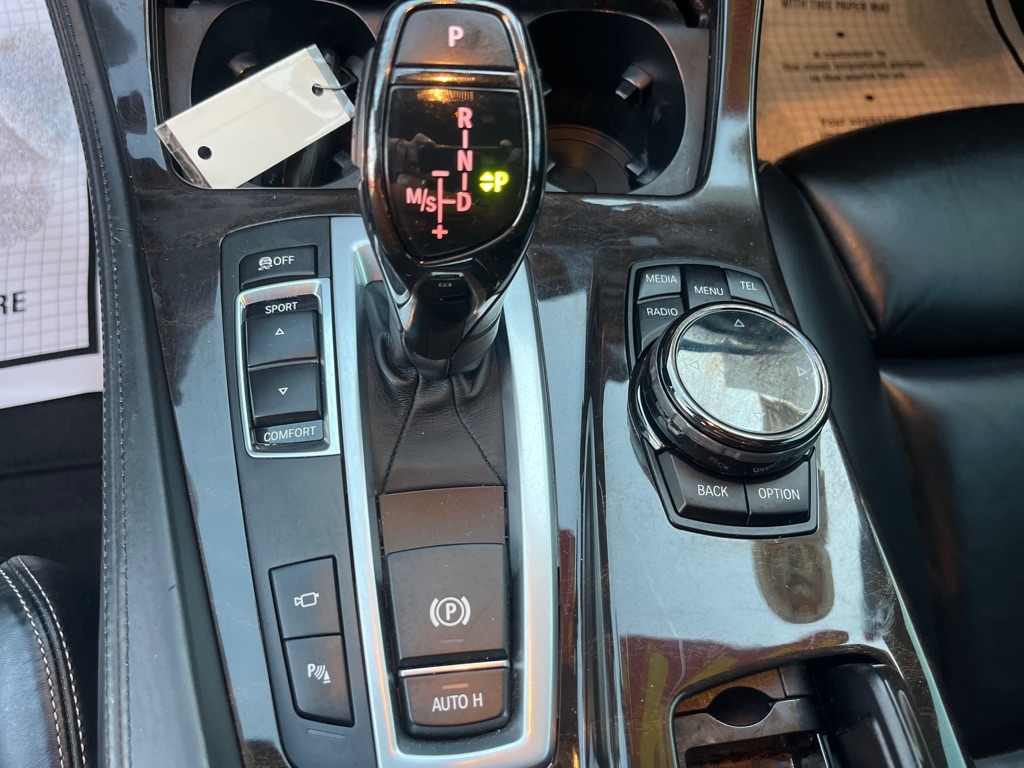 BMW 5 Series 4dr Sdn 535i RWD 2015