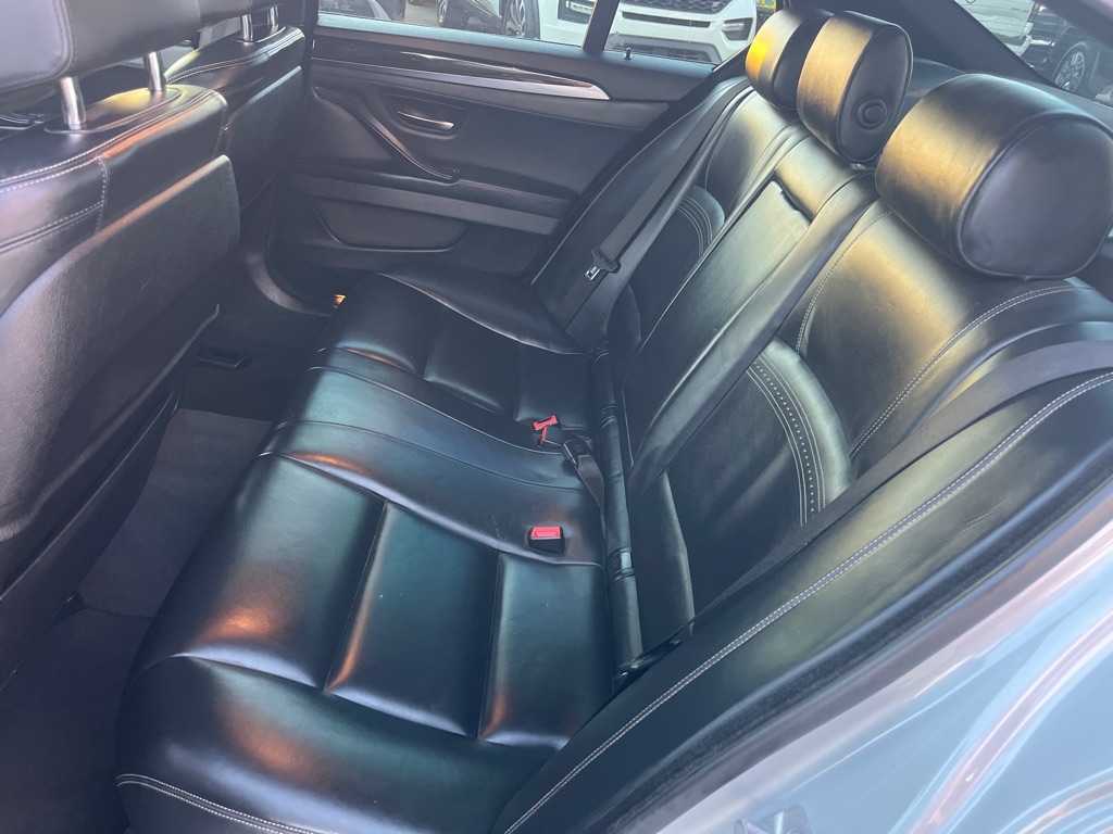 BMW 5 Series 4dr Sdn 535i RWD 2015