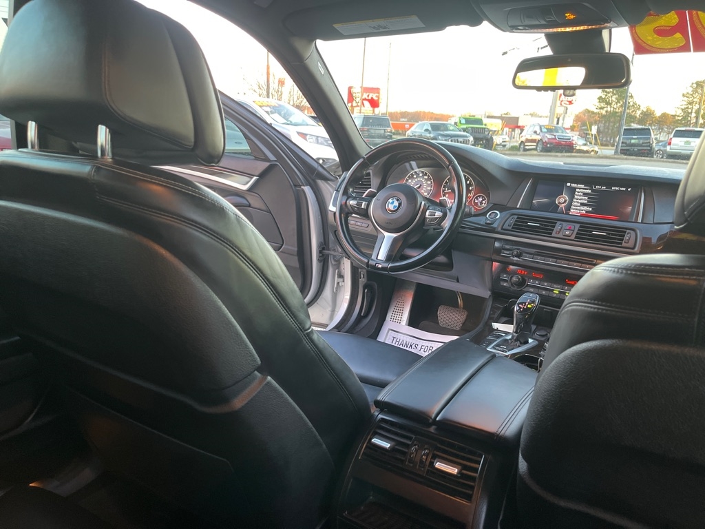 BMW 5 Series 4dr Sdn 535i RWD 2015