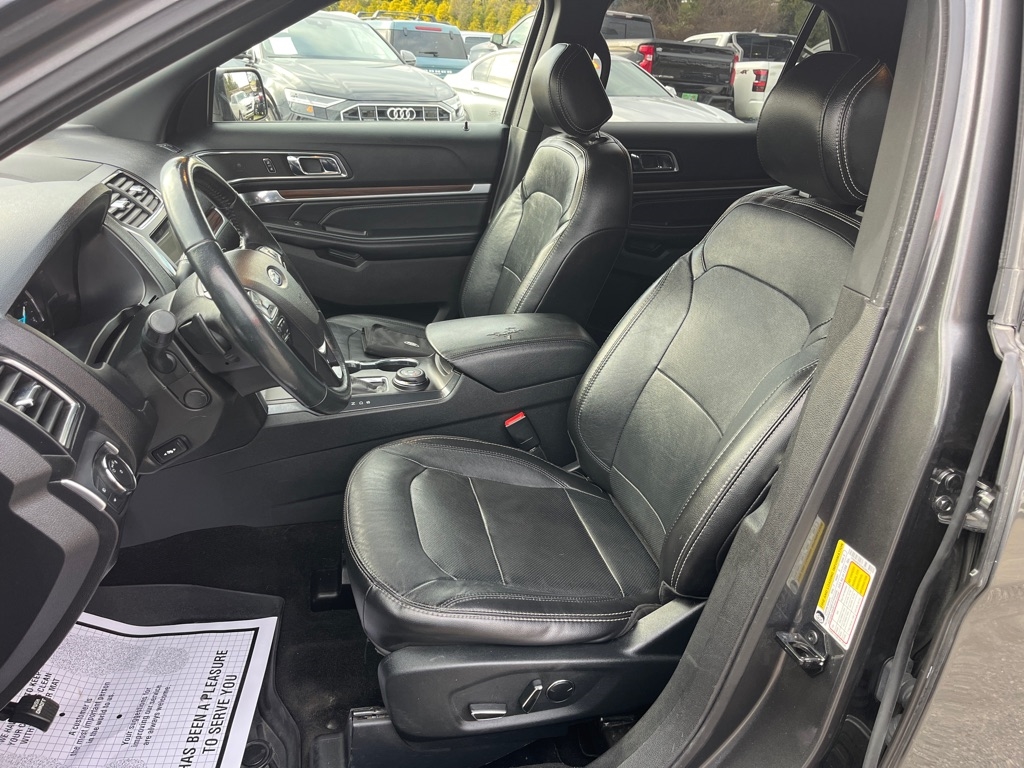 Ford Explorer Limited 4WD 2017