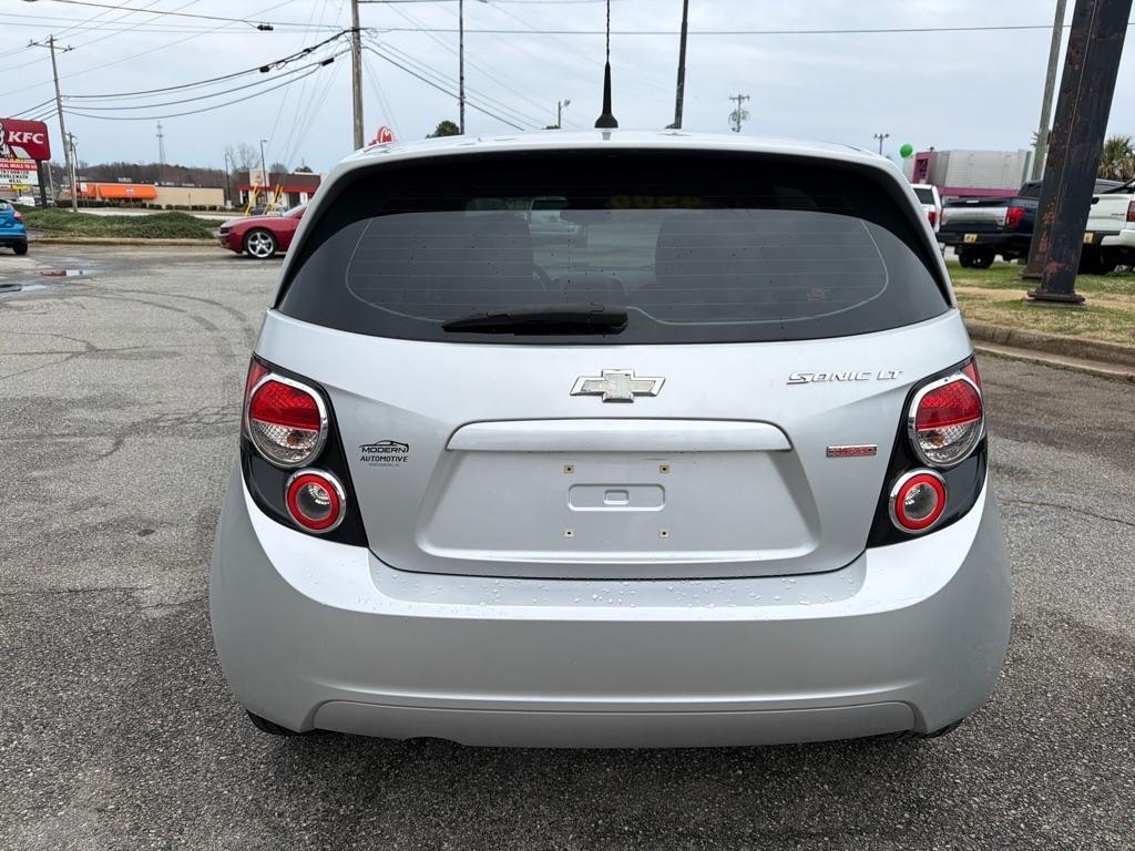 Chevrolet Sonic 5dr HB LT 1LT 2012